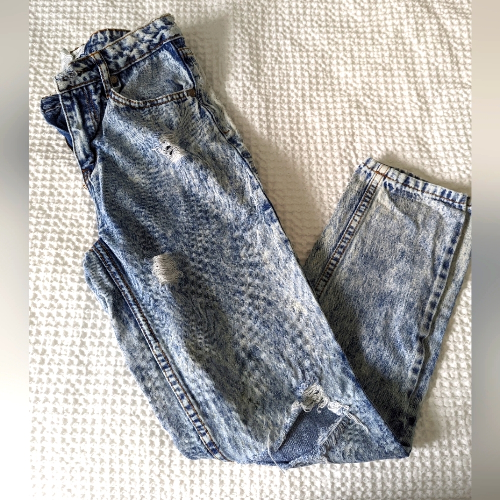 Straight Legged Ripped Jeans